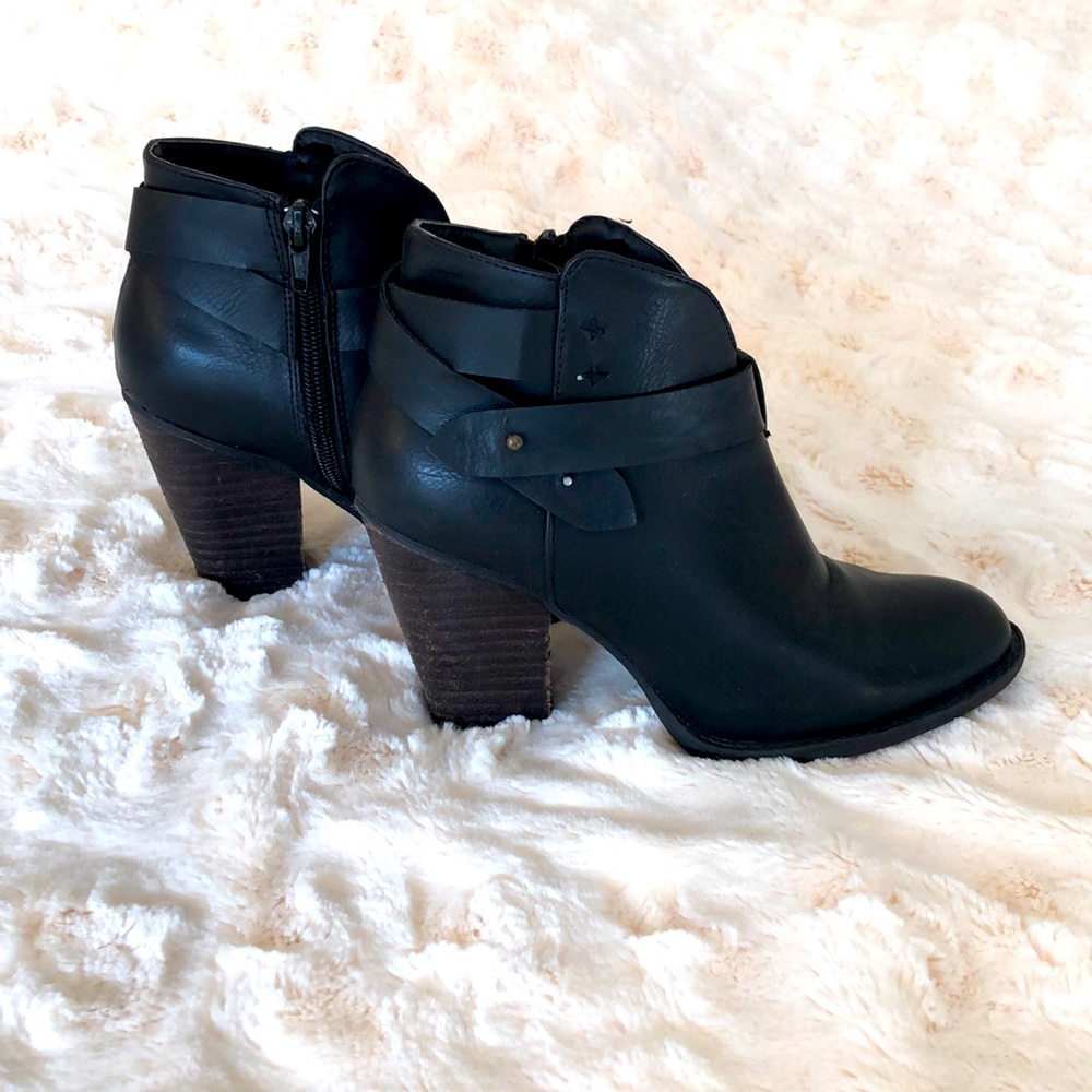 XOXO ankle boots
